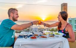 GRAND BELISH HOTEL Restaurants